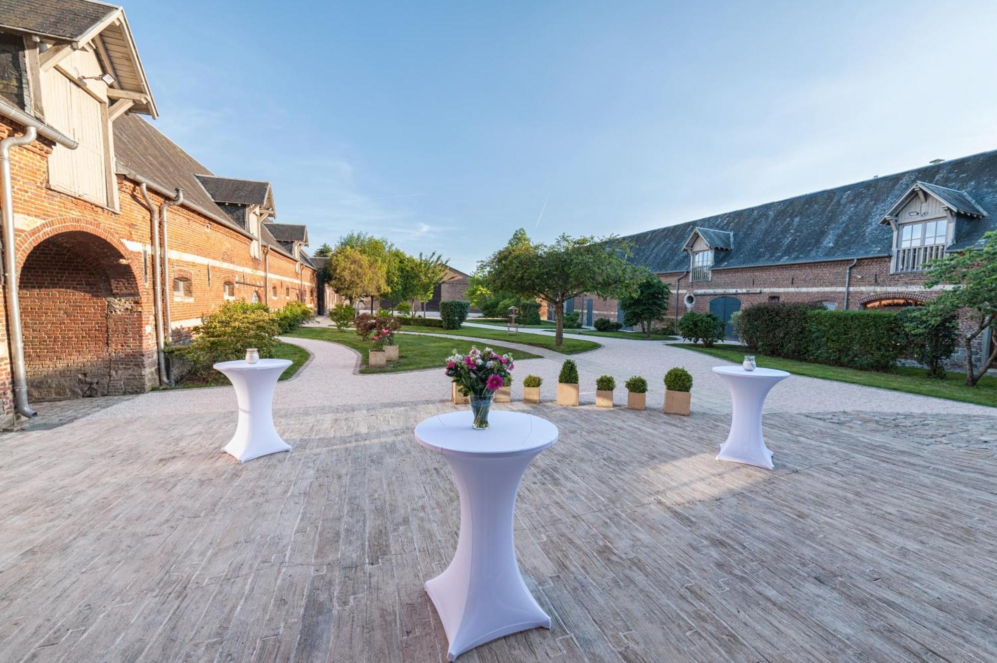 Domaine Des Lumieres Hotel Aisonville-et-Bernoville Eksteriør billede